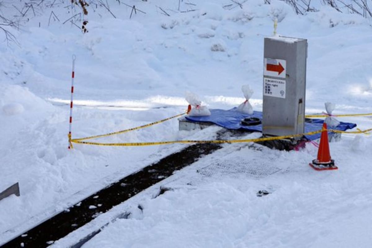 Un niño de cinco años muere tras quedar atrapado en un telesilla en un complejo turístico de Hokkaido.