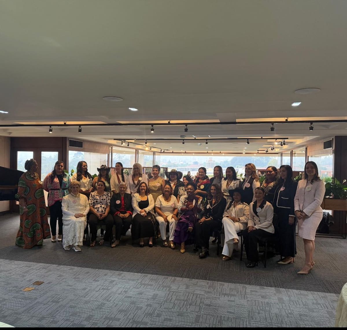 Aquí aparecen toda las representantes departamentales del Premio Mujer Cafam 2026.