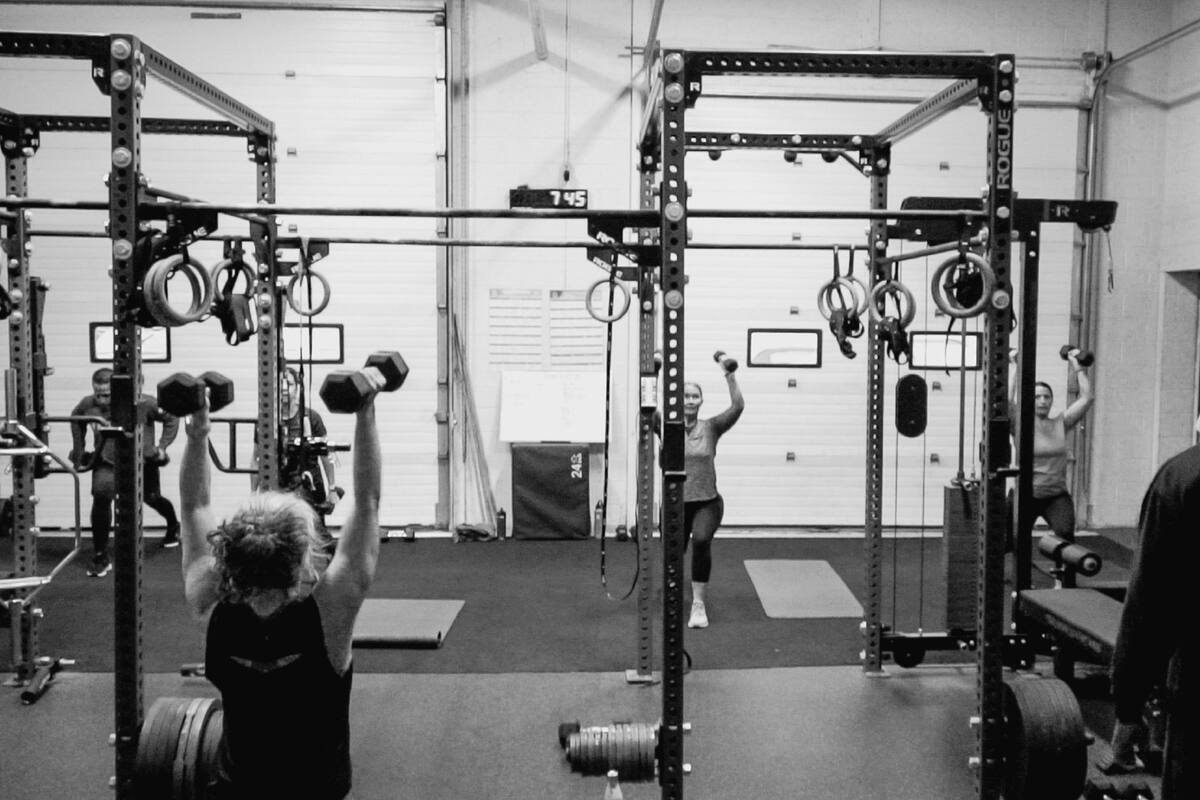 Mujer de 32 años falleció de forma repentina en un gimnasio en la ciudad de Cartagena. | Foto: Imagen de Referencia / Canva