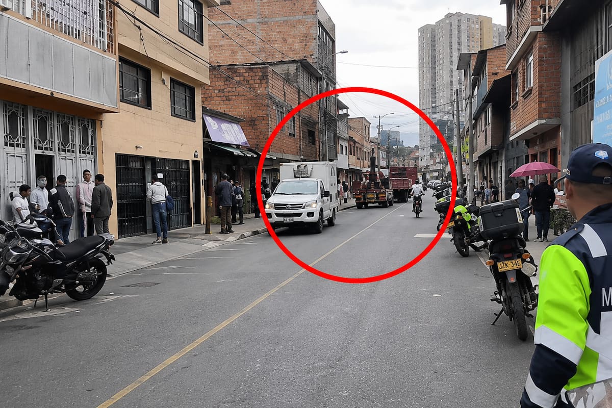 Investigación en curso: mujer embarazada muere tras caer de motocicleta en Bogotá.