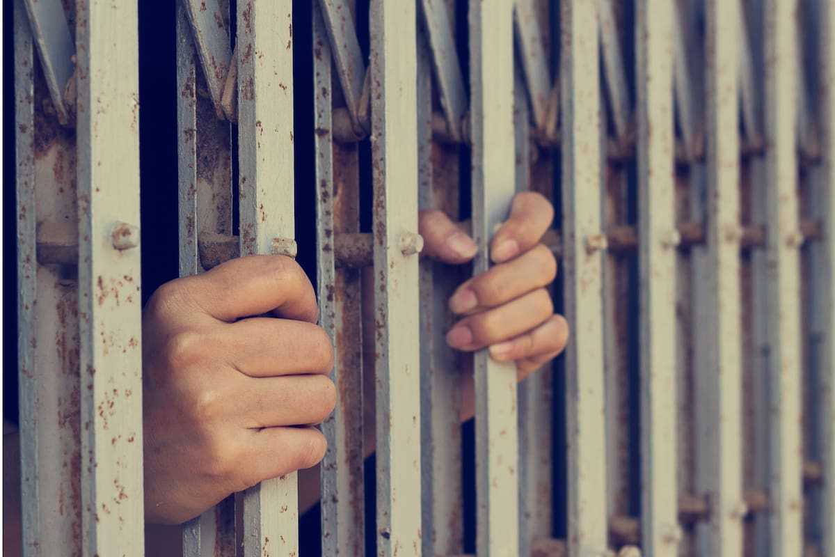 Condenan a mujer por atacar con arma blanca a un hombre que no le dio una moneda. | Imagen de referencia