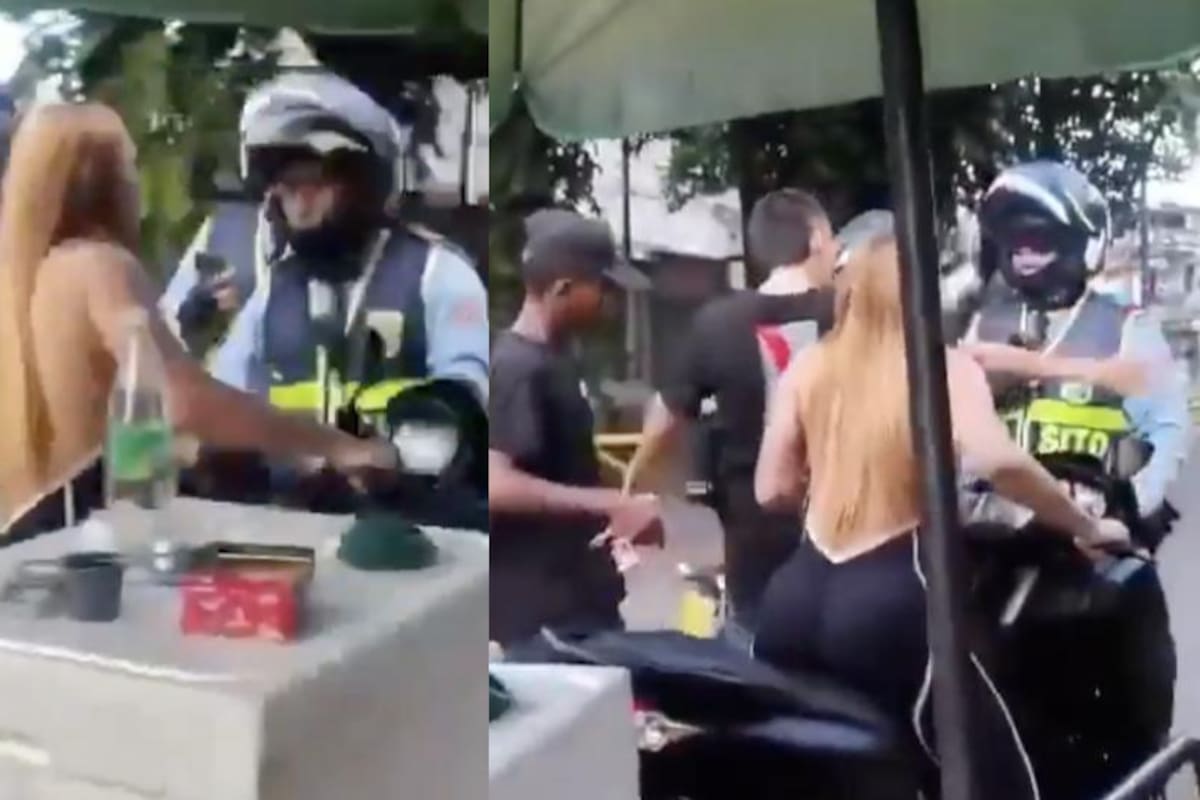 Mujer insultó y embistió a agentes de tránsito en un retén | Foto Tomada de redes sociales