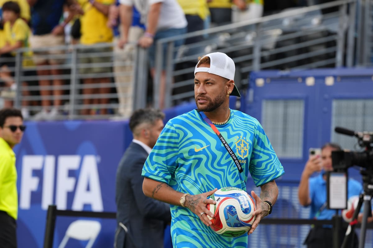 GR6218. NUEVA JERSEY (ESTADOS UNIDOS), 13/06/2026.- El jugador de Brasil Neymar Jr. llega este sábado, al partido del grupo C del Mundial de la FIFA 2026 entre Brasil y Marruecos en el estadio MetLife en Nueva Jersey (Estados Unidos). EFE/Ángel Colmenares