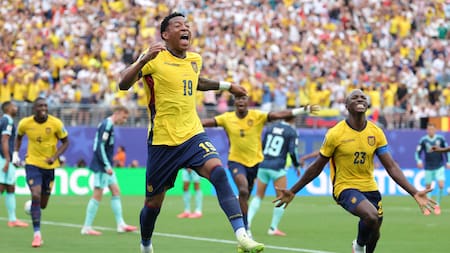 Ecuador sorprende a Alemania, gana y sueña con la siguiente ronda mundialista
