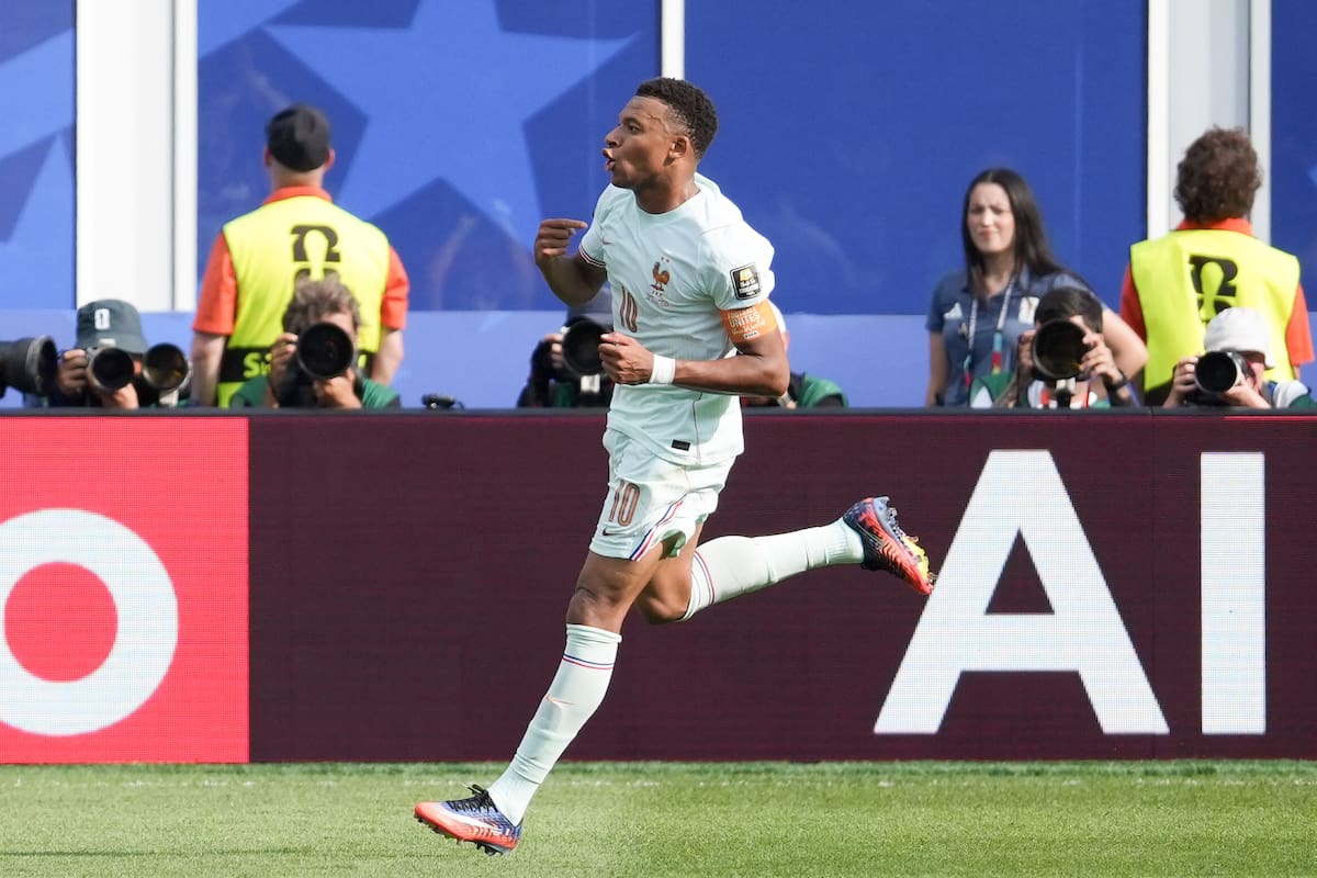 GR4125. FOXBOROUGH (ESTADOS UNIDOS), 09/07/2026.- Kylian Mbappe de Francia celebra un gol este jueves, en un partido de cuartos de final del Mundial de la FIFA 2026 entre Francia y Marruecos en el estadio Gillette en Foxborough (Estados Unidos). EFE/ Ángel Colmenares