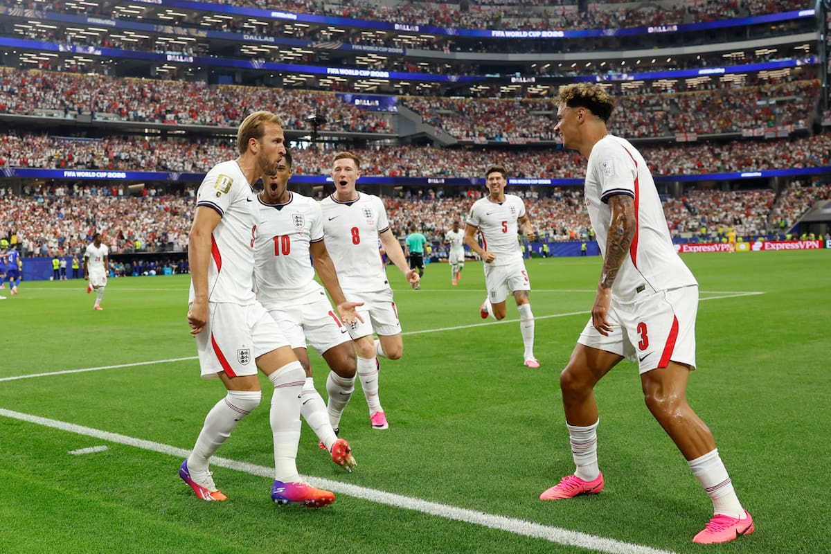 GR3457. DALLAS (ESTADOS UNIDOS), 17/06/2026.- Harry Kane (i) de Inglaterra celebra un gol de penalti este miércoles, en un partido del grupo L del Mundial de la FIFA 2026 entre Inglaterra y Croacia en el estadio AT&T en Dallas (EE.UU.). EFE/ Mariscal