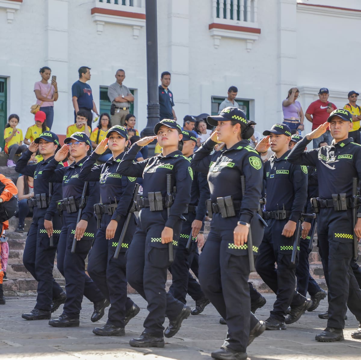 Las bandas de las instituciones educativas oficiales fueron protagonistas de la conmemoración con la que Piedecuesta recordó los 207 años de la Batalla de Boyacá y rindió homenaje a los participantes de la campaña libertadora.