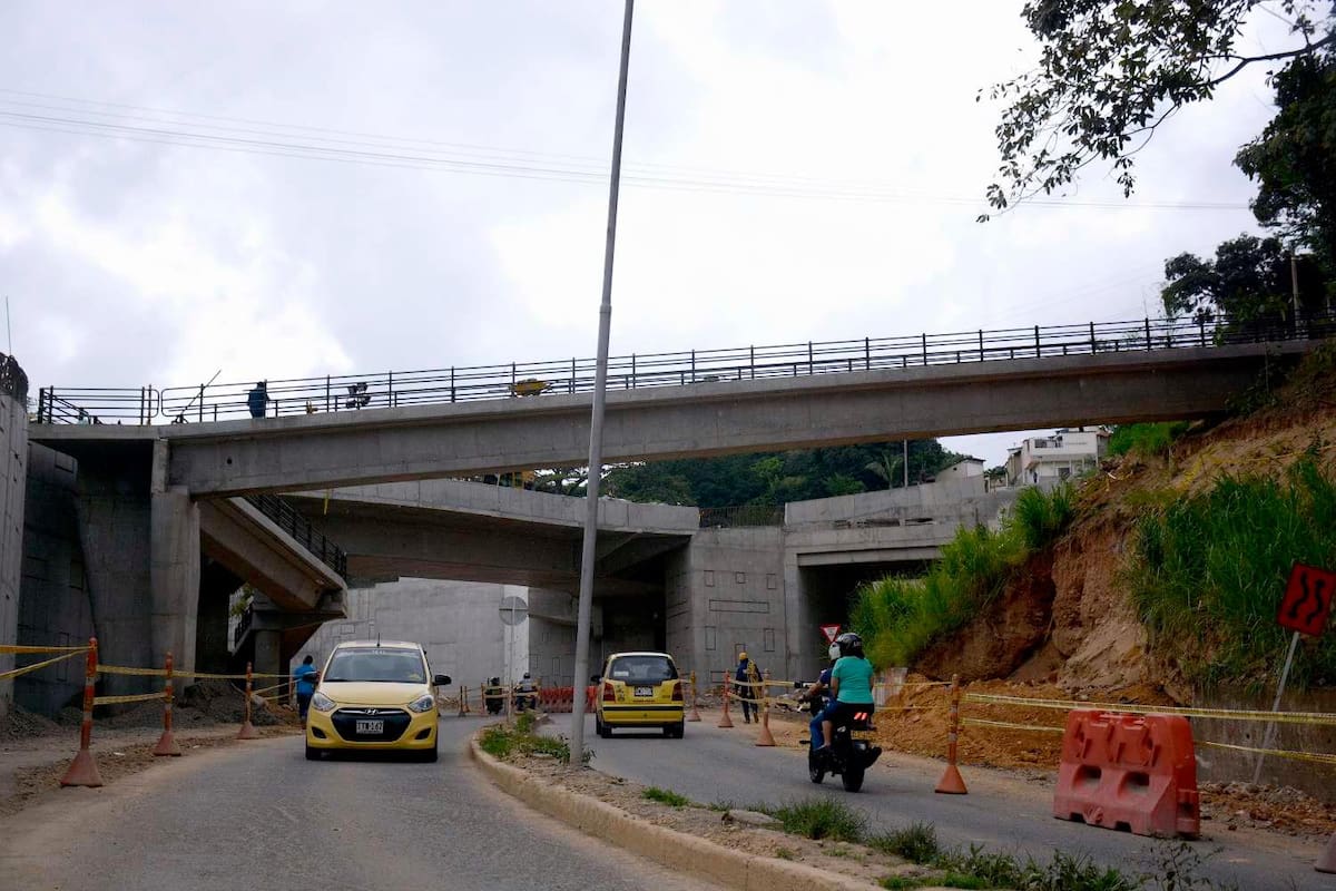 Más de $14 mil millones fueron aprobados para adicionarle al contrato inicial, del proyecto de construcción del intercambiador de Fátima en Floridablanca. (Foto: Miguel Vergel / VANGUARDIA)