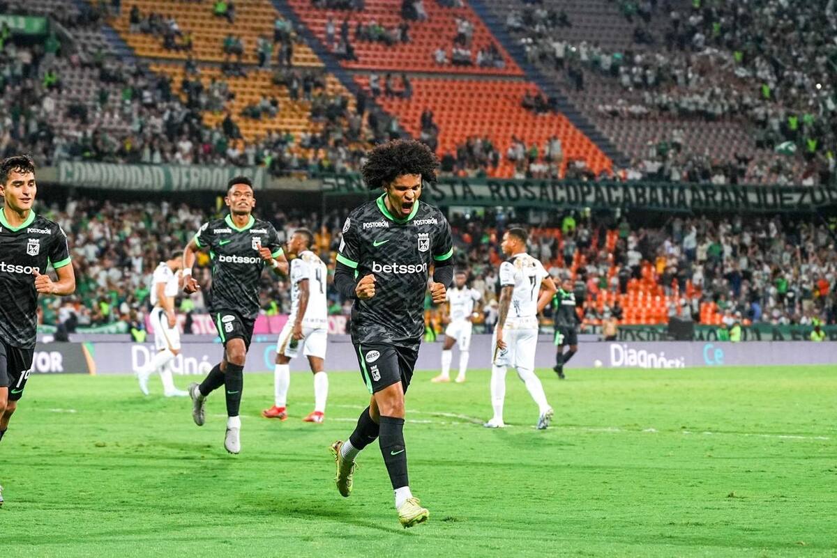 Nacional vs Llaneros - Atanasio Girardot - Fotógrafo: David Jaramillo.