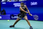 Naomi Osaka convirtió su debut en el US Open en un homenaje a Allen Iverson