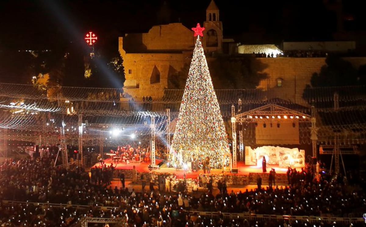 Belén enciende su árbol navideño tras dos años sin festejos por la guerra en Gaza