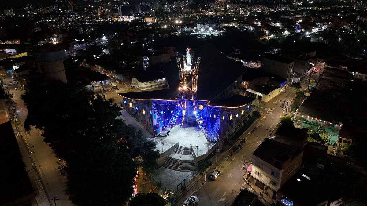 En Floridablanca se encendió la magia de la Navidad.