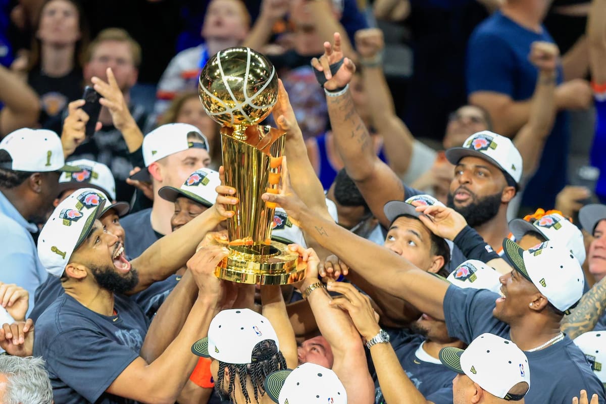 Los New York Knicks vencieron 94-90 a los San Antonio Spurs en San Antonio y cerraron la serie 4-1 para coronarse campeones de la NBA por primera vez desde 1973. / FOTO: EFE