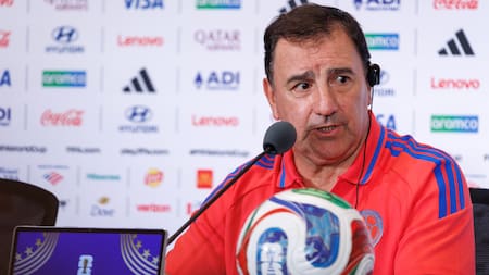 Néstor Lorenzo lanzó fuerte advertencia por el nuevo formato de las Eliminatorias al Mundial 2030
