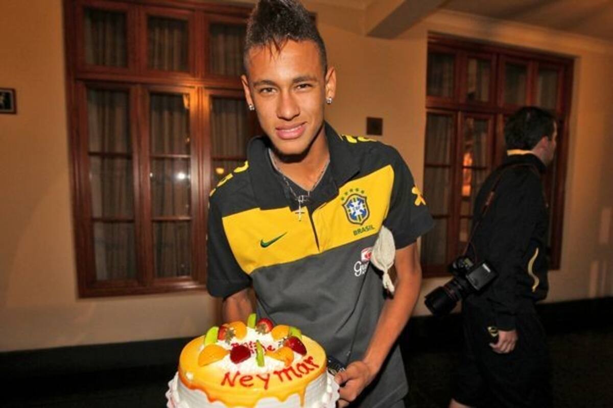 Brasileño Neymar marca su gol número 100 el día de su cumpleaños (Foto: Tomado de internet/ VANGUARDIA LIBERAL)