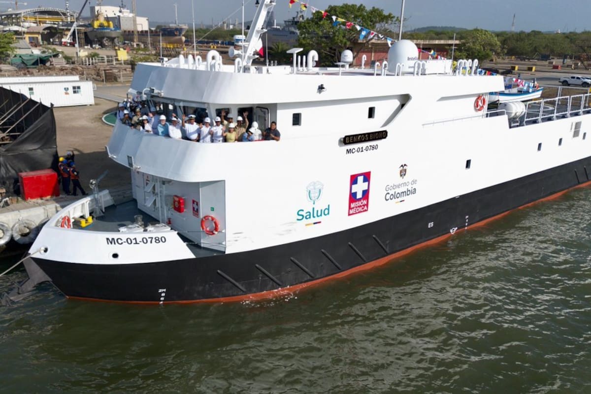 “Ni personal, ni combustible”: Minsalud sobre el barco hospital de Buenaventura que dejó Gobierno Petro | Suministradas