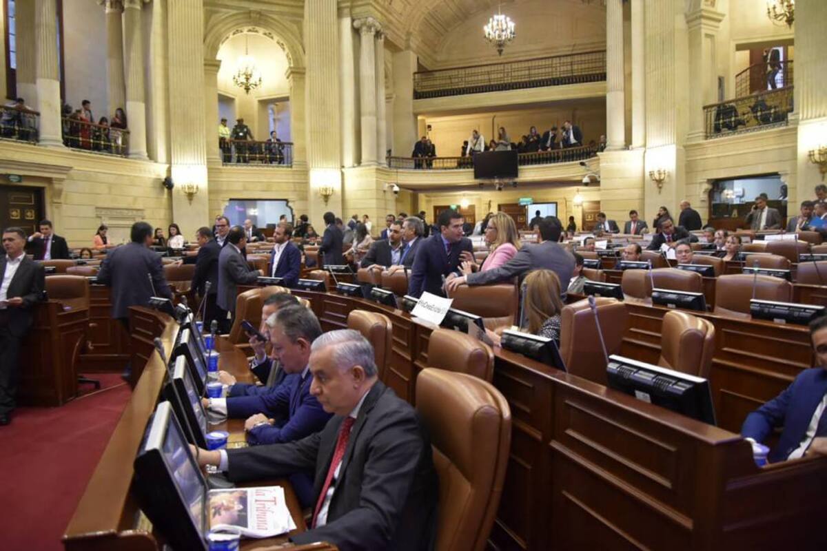 En menos de 24 horas la bancada del Centro Democrático sufrió dos derrotas seguidas en el Congreso de la República. (Foto: Archivo/VANGUARDIA LIBERAL)