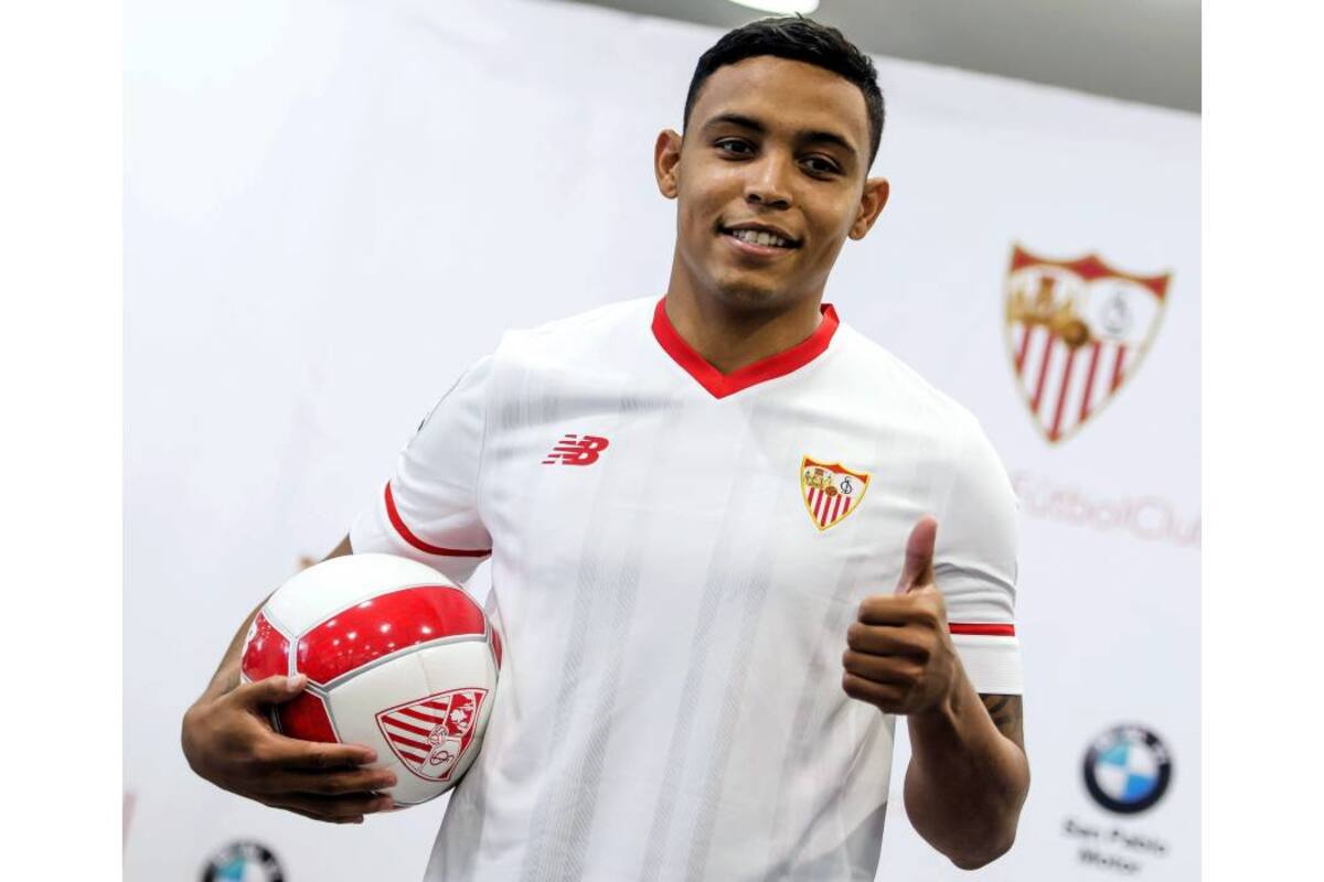 Luis Fernando Muriel, delantero colombiano que milita en el Sevilla, habló de su buen momento con el equipo español pese a la sobrecarga muscular que sufrió. (Foto: Archivo / VANGUARDIA LIBERAL)
