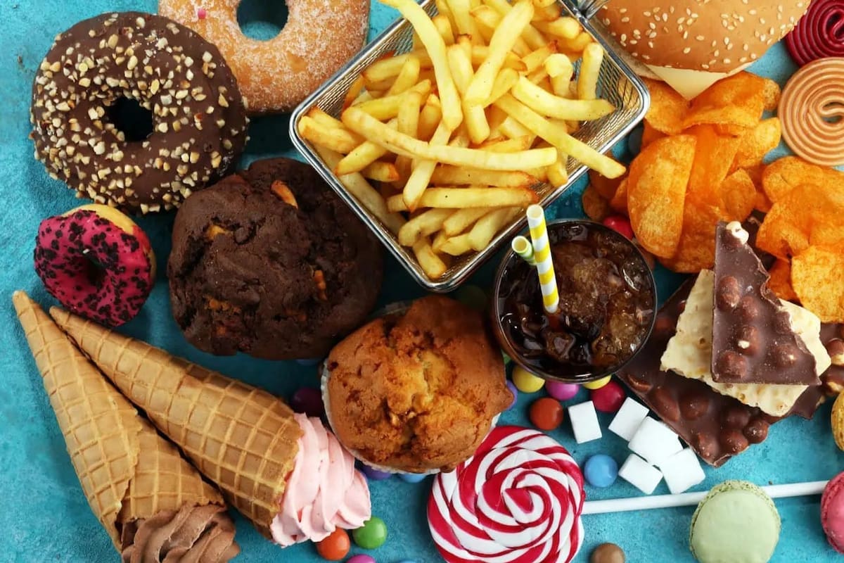 La prevención de la obesidad requiere atención a factores como la alimentación, el sedentarismo y el acceso a entornos que favorezcan hábitos saludables.