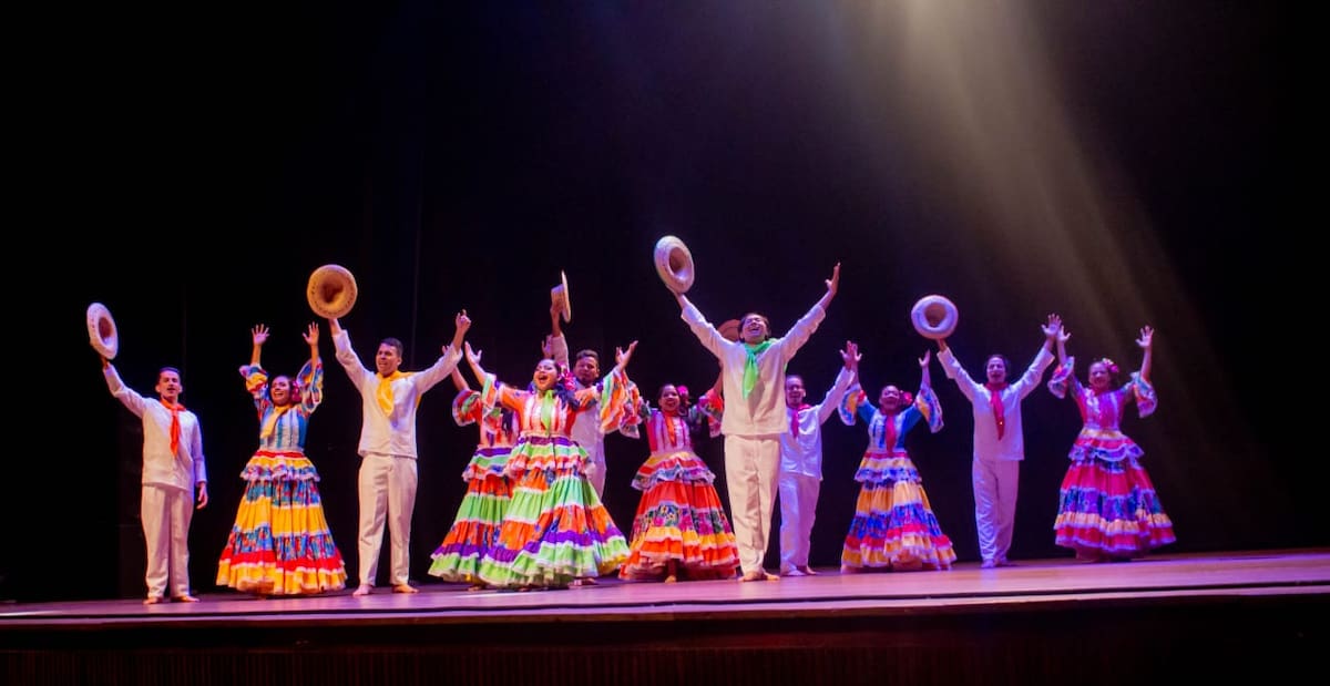 Río Milenario es una producción que reúne a más de 30 artistas en escena para recrear la historia, la música y la memoria del río Magdalena.
Suministrada/Danzas Yuma/Vanguardia
