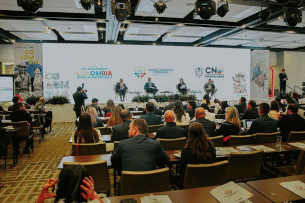 Colombia instaló misión de observadores internacionales para segunda vuelta presidencial.