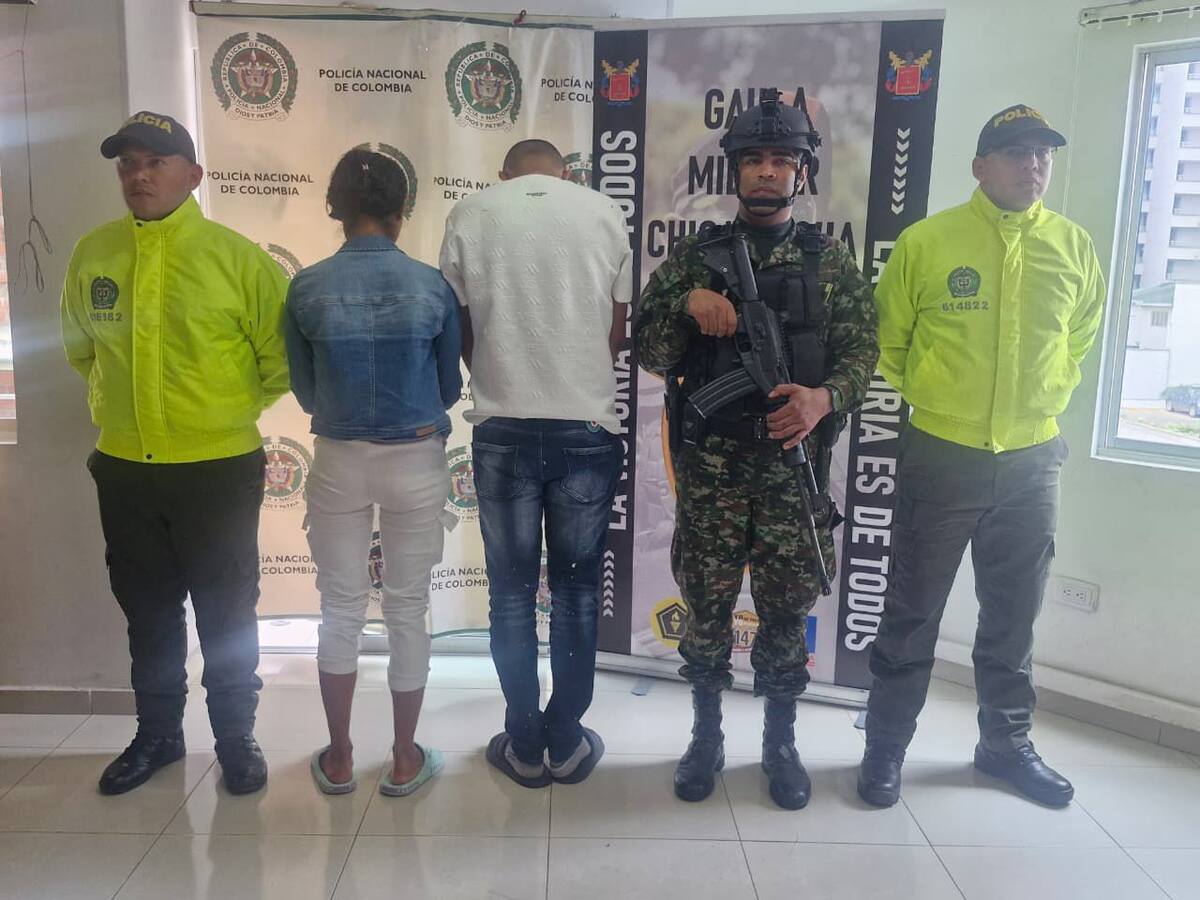 Ofrecían puestos públicos haciéndose pasar por senadores.