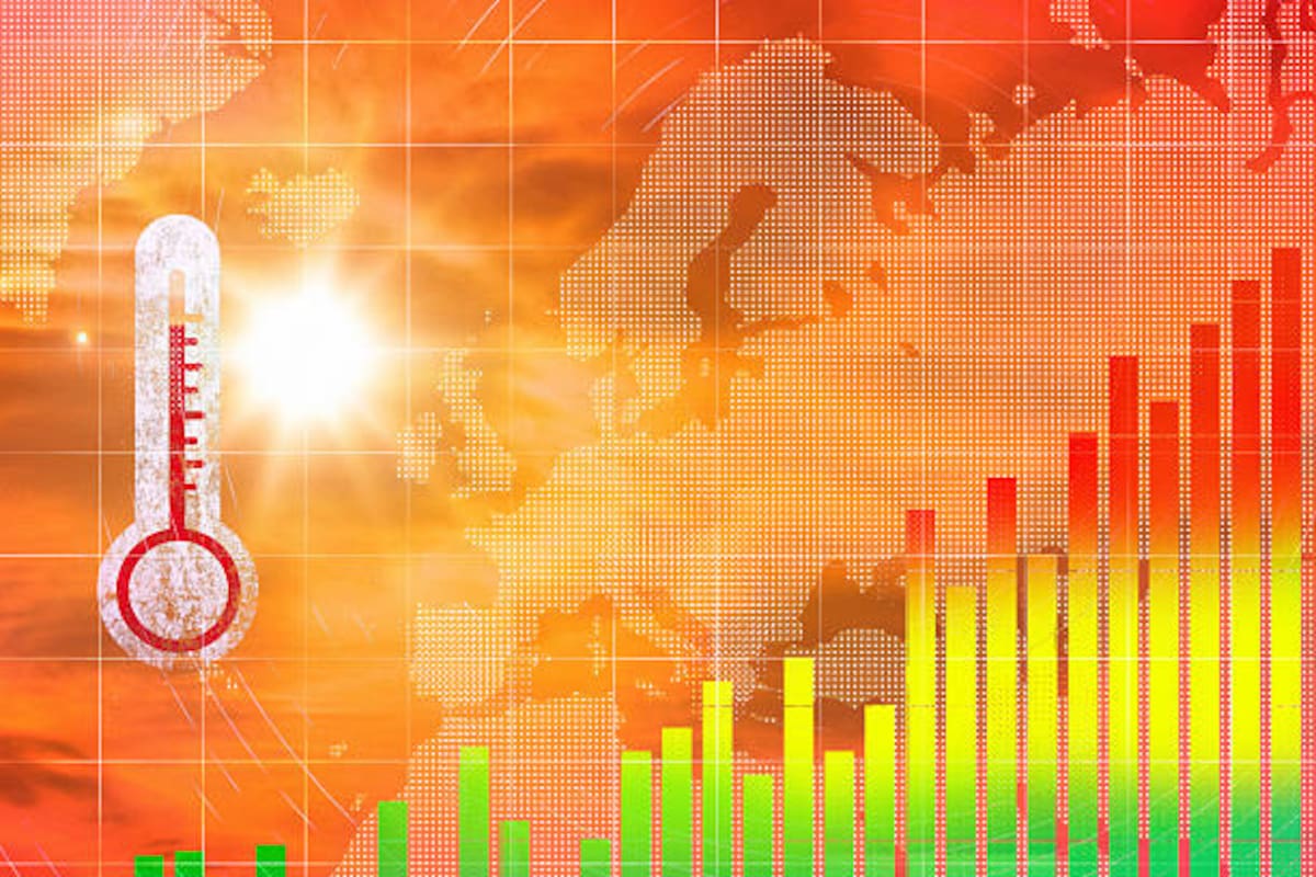 Las altas temperaturas y las condiciones de sequía favorecen la propagación de incendios forestales, especialmente en Europa.