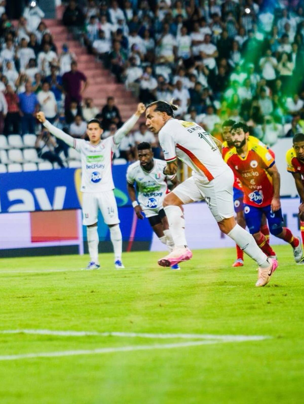 Once Caldas ha presentado dificultades en su viaje hacia Bucaramanga, donde enfrentará al equipo 'Leopardo' este martes 17 de marzo. Foto: Once Caldas.
