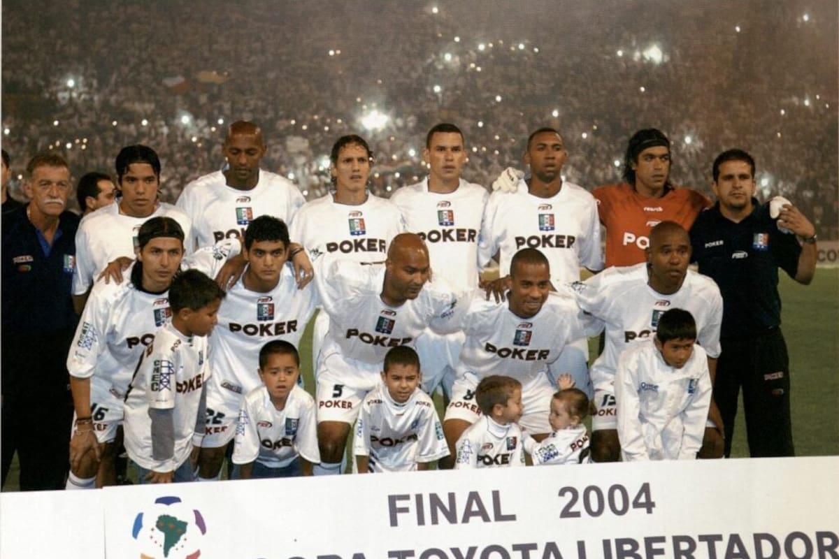 El fútbol y el ciclismo colombiano están de luto tras el fallecimiento del médico Carlos Alberto Osorio Duque. /FOTO: Conmebol