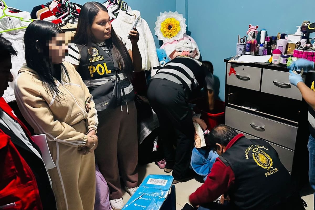 La intervención simultánea de las autoridades peruanas permitió desarticular dos facciones del Tren de Aragua que operaban mediante redes de trata de personas y explotación sexual. El operativo, que abarcó ocho regiones, dejó 25 capturados y marca un avance clave en la lucha contra esta organización criminal transnacional. Foto: Fiscalía Perú