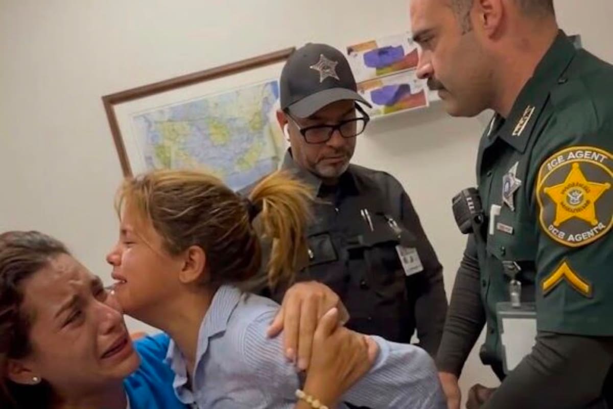 Una madre ecuatoriana y su hija fueron detenidas por agentes de ICE en Florida mientras recibían atención médica tras sobrevivir a un accidente de tránsito.
