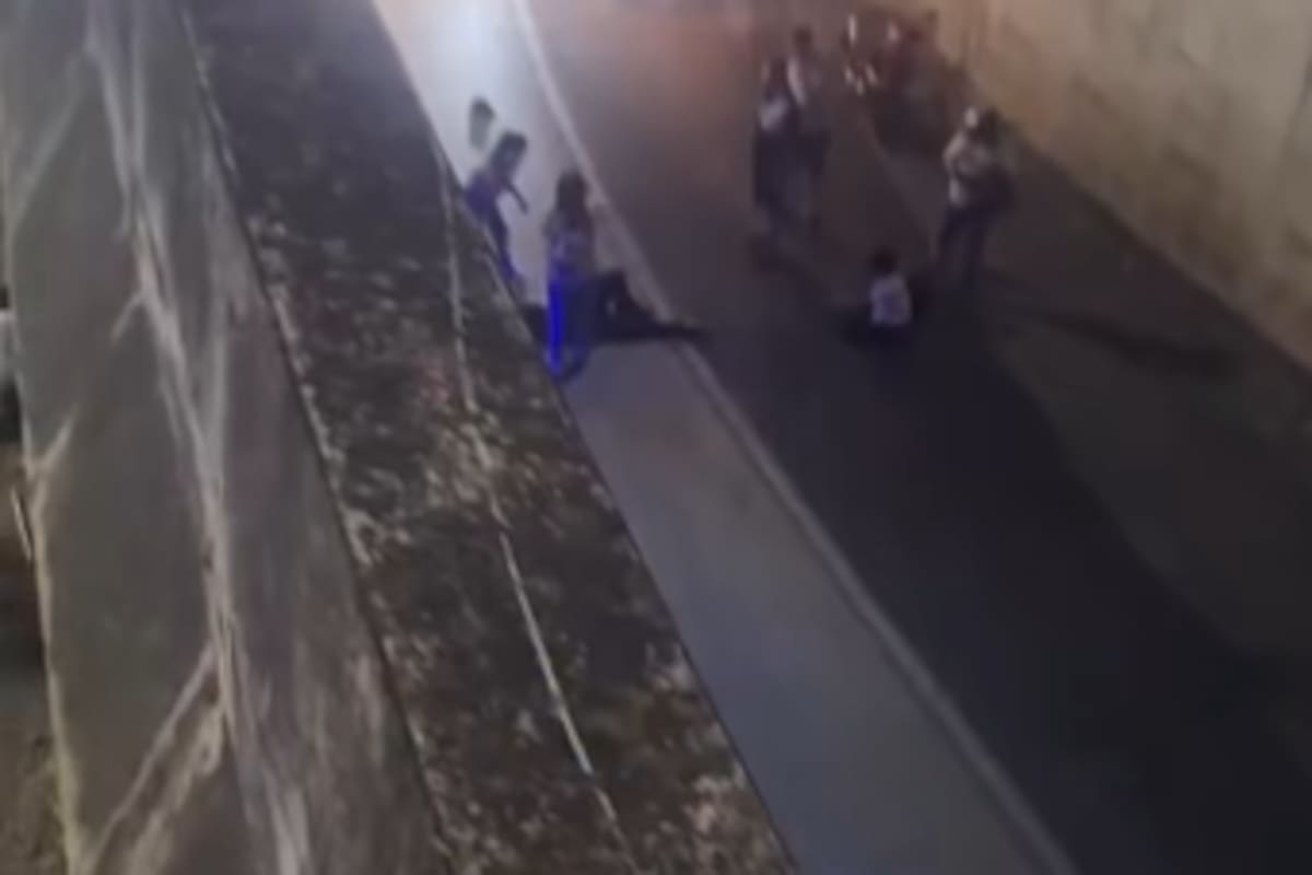 Organismos de emergencia atendieron a las personas que resultaron heridas en el accidente.