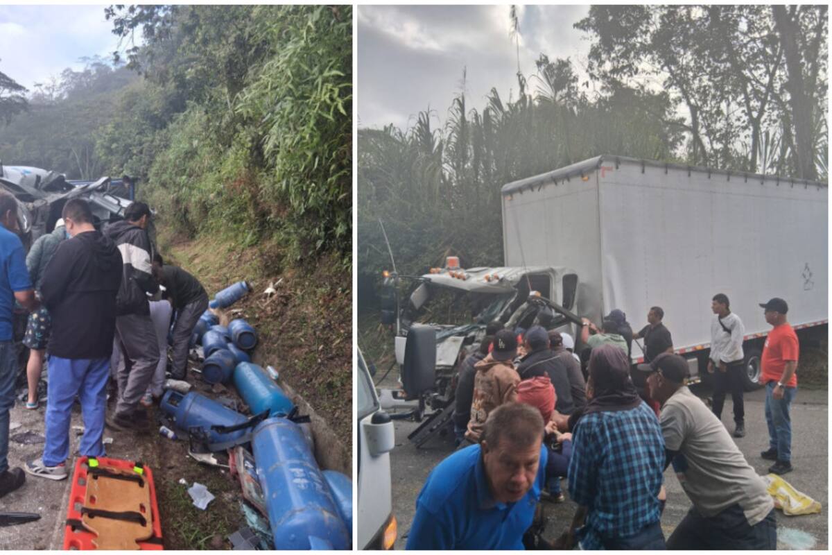 Organismos de socorro trabajaron varios minutos para liberar a los ocupantes atrapados entre las latas.