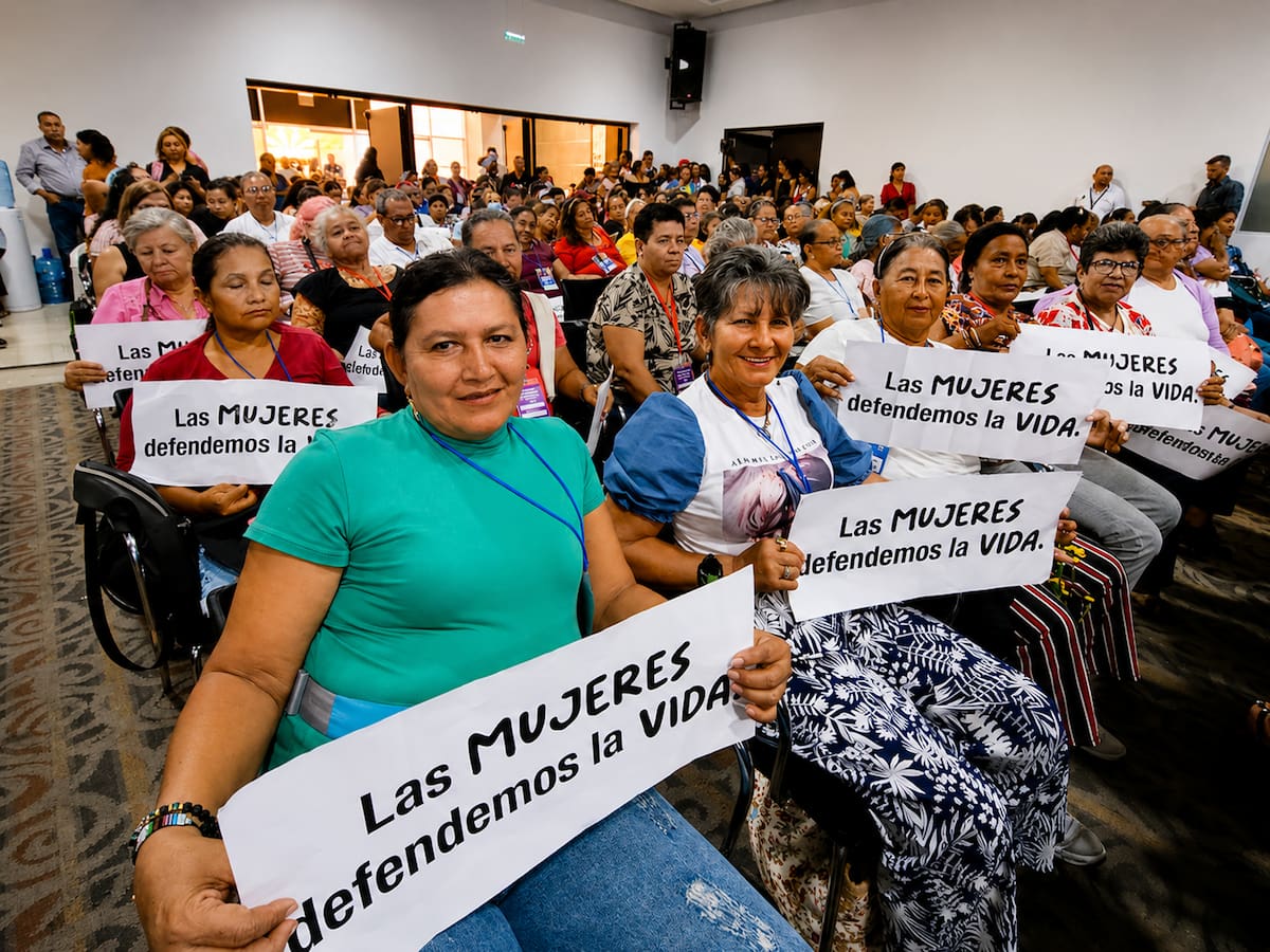 Después de 54 años de lucha contra la violencia, la Organización Femenina Popular sigue rechazando la guerra, orientando a otras mujeres y reclamando sus derechos.