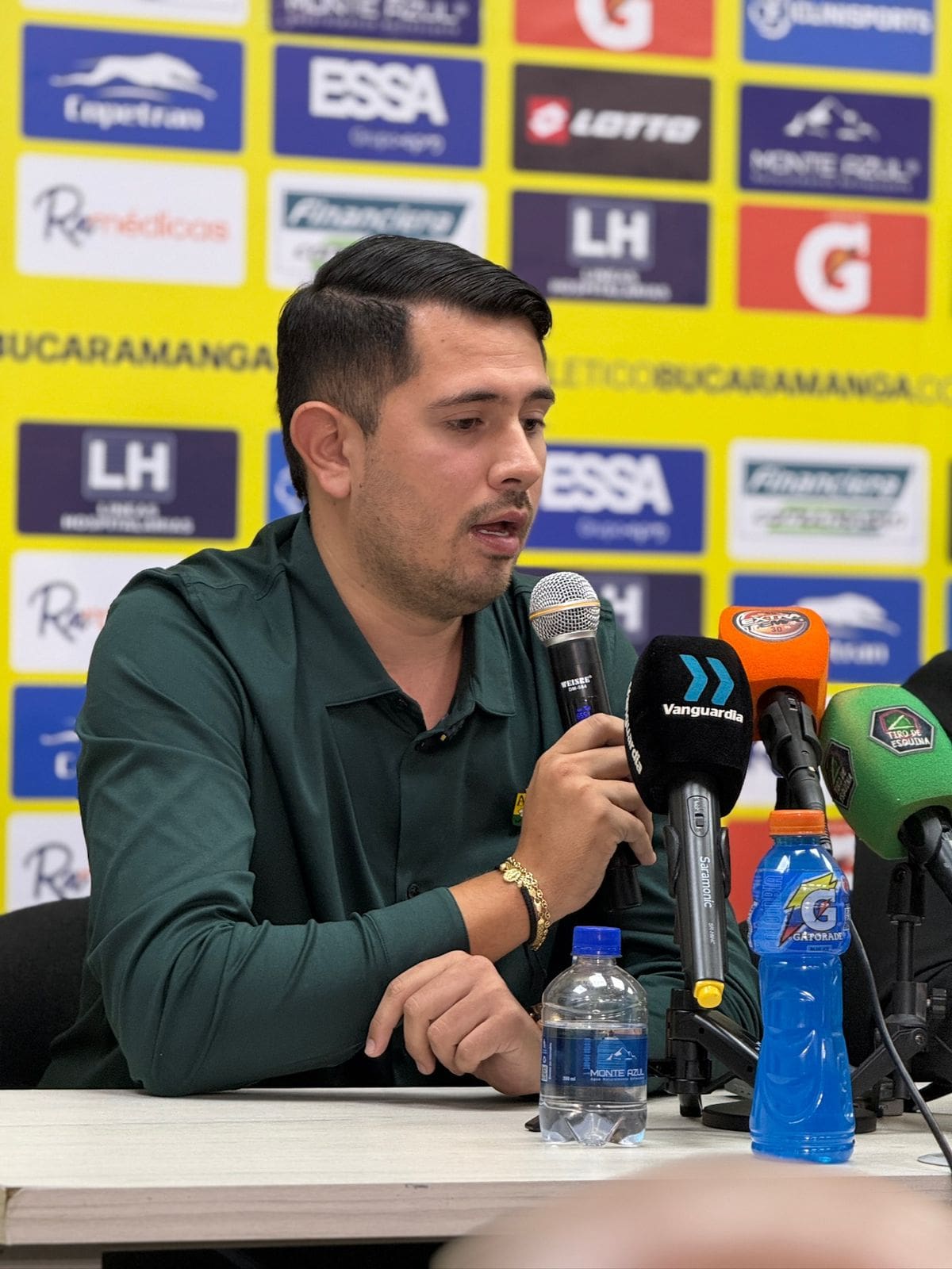 Óscar Álvarez se refirió a la salida de Leonel Álvarez del Atlético Bucaramanga. Foto: Luisa Garzón.