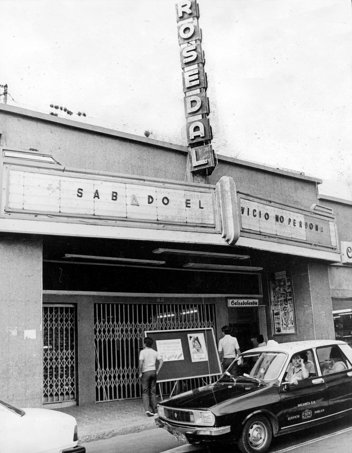 Esta era la fachada del Rosedal.