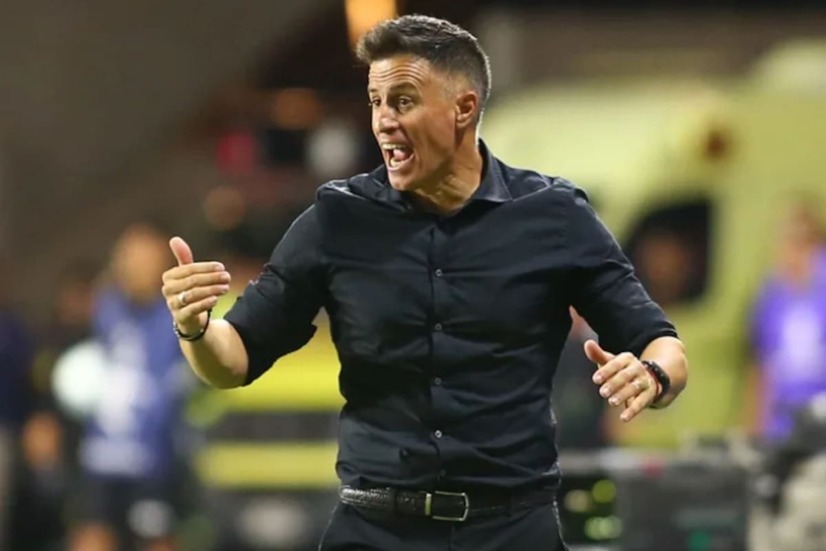 Atlético Bucaramanga confirmó a Pablo Peirano como du nuevo director técnico. Foto: EFE.