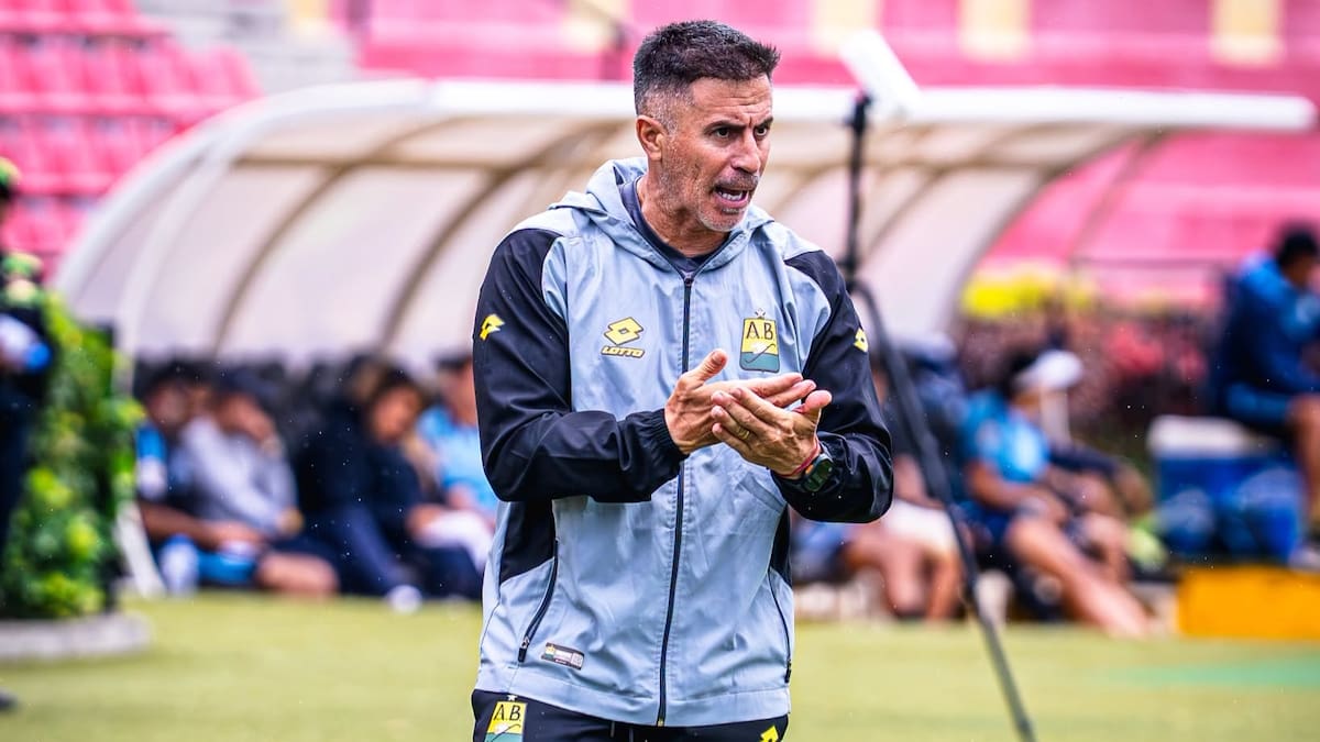 Pablo Peirano, entrenador de Atlético Bucaramanga. Foto: cortesía del equipo 'Leopardo'.