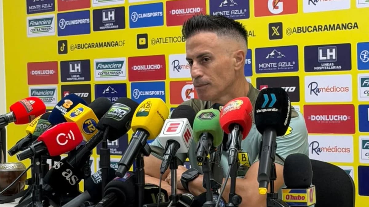 Pablo Peirano no baja la guardia: así analiza al Junior de Barranquilla antes del duelo en Bucaramanga. Foto: Vanguardia