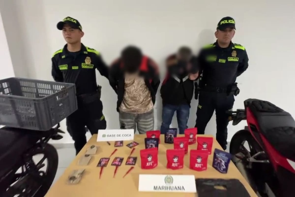 Padre e hijo fueron capturados en flagrancia durante un operativo contra el microtráfico.