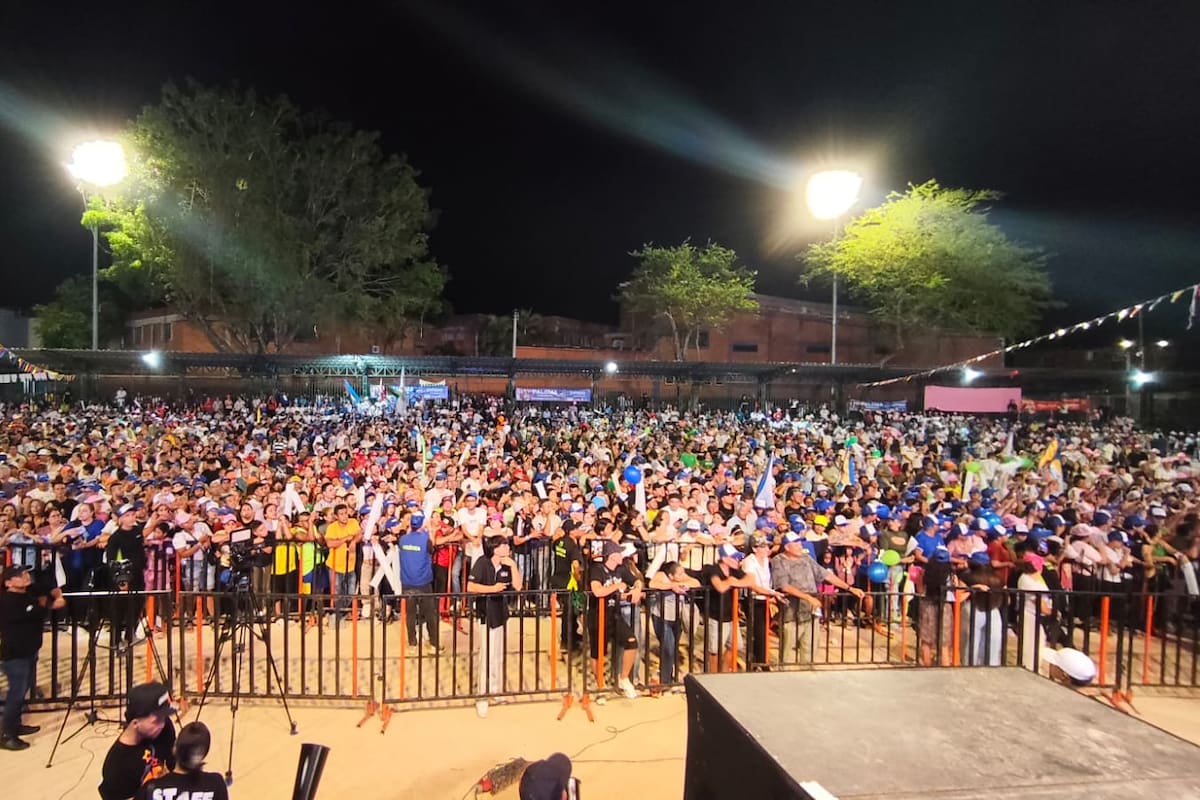Paloma Valencia cierra su campaña en Santander con evento masivo en Floridablanca