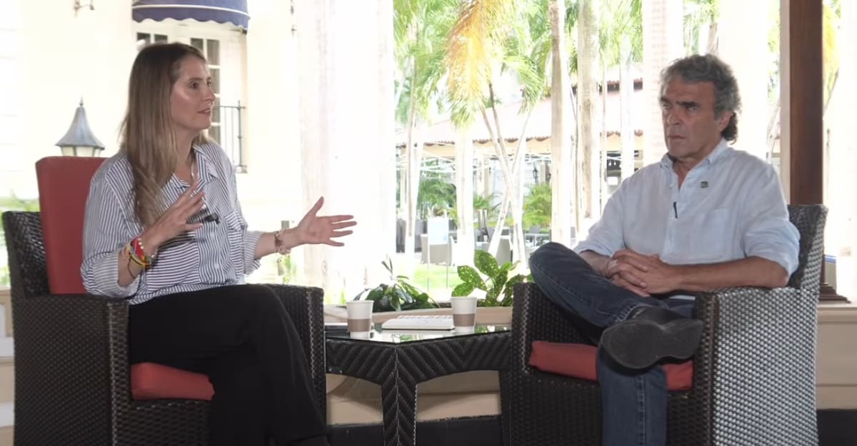 El exgobernador de Antioquia aseguró que continuará su candidatura presidencial y afirmó que esta será la última campaña de su carrera política.