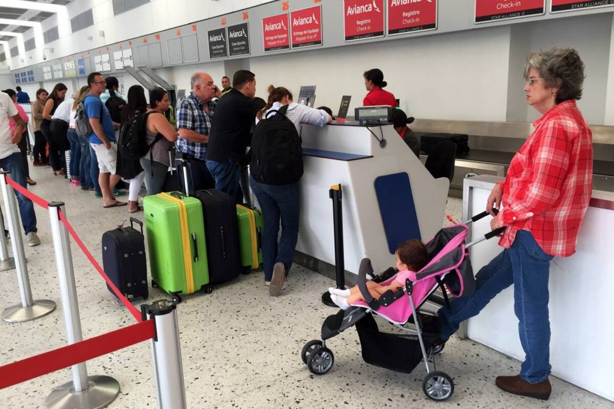 Avianca abrió una convocatoria de pilotos mayores de 21 años con licencia PCA, con mínimo un año de experiencia laboral e inactividad inferior a dos años. (Foto: Jaime del Rio/VANGUARDIA LIBERAL)