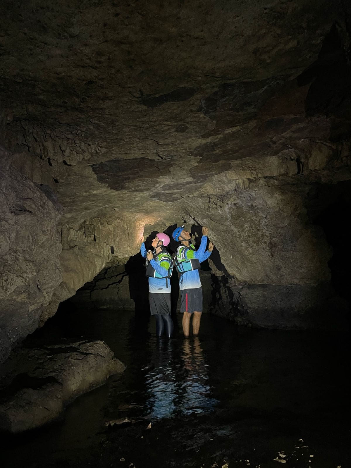 Atractivos como la Cueva del Indio permiten a los turistas disfrutar de diferentes experiencias.