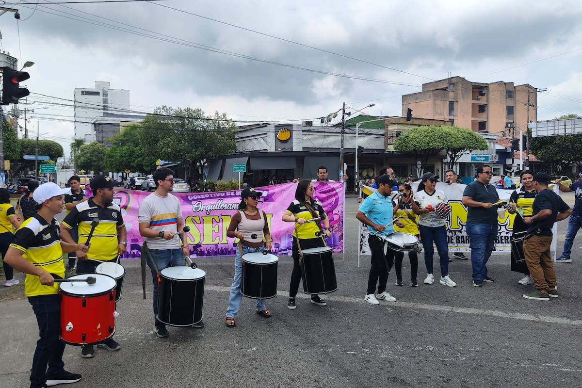 Docentes de Barrancabermeja marcharon por las calles del distrito para exigir mejoras en la atención en salud del magisterio.
Suministrada/Vanguardia