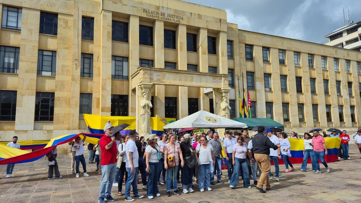 Los voceros reiteraron que la falta de ajustes salariales y el déficit presupuestal amenazan la continuidad del servicio judicial.