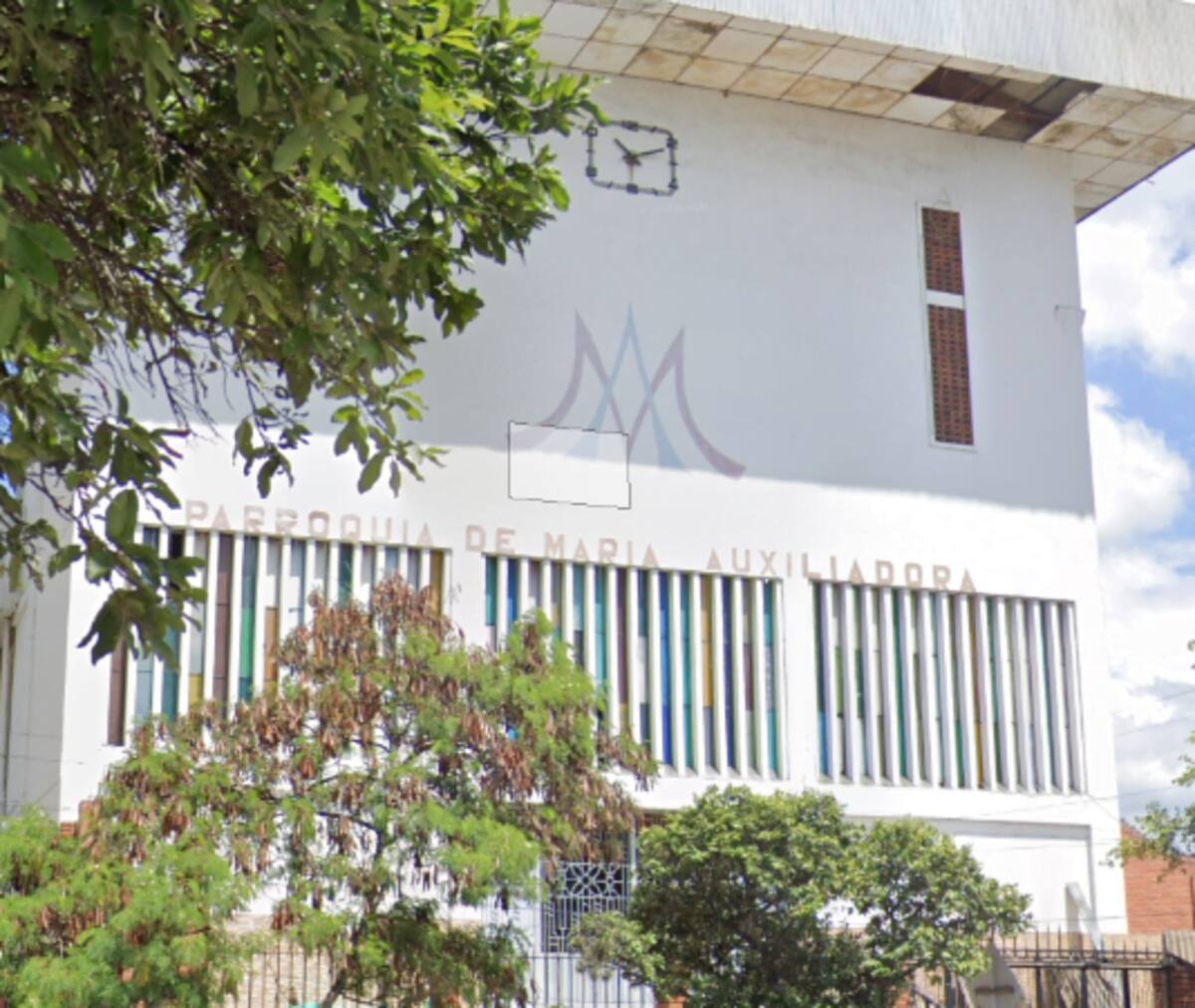 Esta parroquia es de la Comunidad Salesiana, de Bucaramanga.