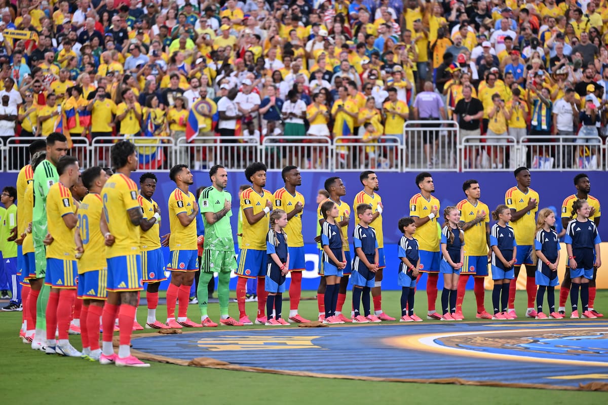 Jugadores de Colombia cantan su himno nacional antes del partido de dieciseisavos de final de la Copa Mundial de la FIFA 2026 entre Colombia y Ghana, en Kansas City, Missouri, EE. UU., el 3 de julio de 2026. EFE/EPA/AMY KONTRAS
