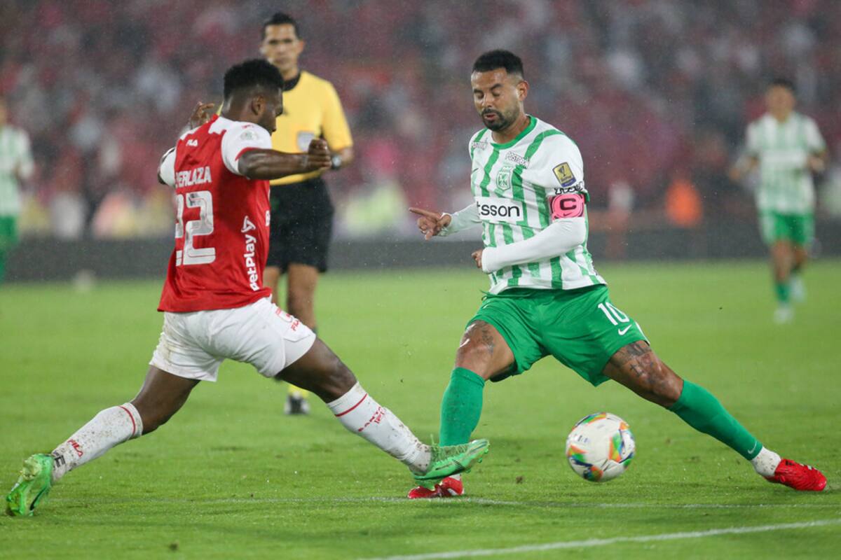 Independiente Santa Fe empató ante Atlético Nacional en la cuarta jornada de la Liga BetPlay. (Foto: Colprensa / VANGUARDIA).