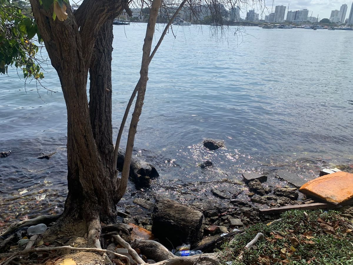 Patios del Hospital Naval de Bocagrande. // El Universal